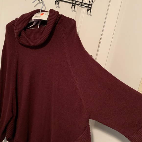 Burgundy cowl neck sweater , brand new with tags - Picture 3 of 6